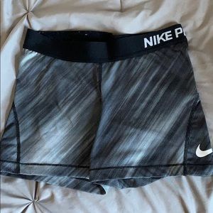 Nike pro